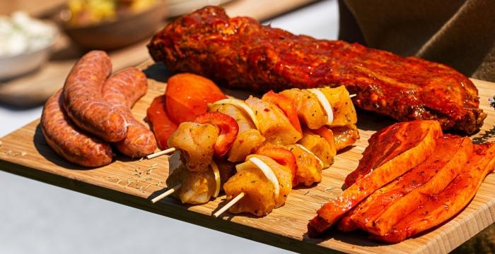 Bon'ap-bbqvlees-op-plank
