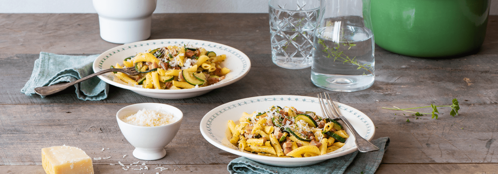 Pasta_met_breugelspek_en_courgette