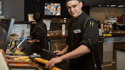 Medewerker traiteurafdeling