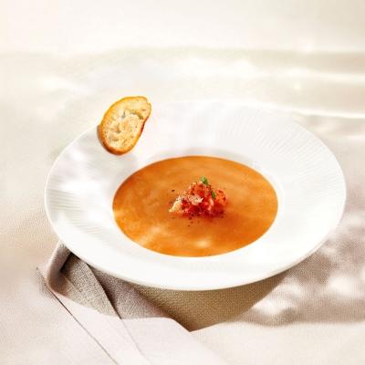 KERST_Sterrenstof_Voorgerecht_BisqueVanNoordzeesaladeEnKreeft