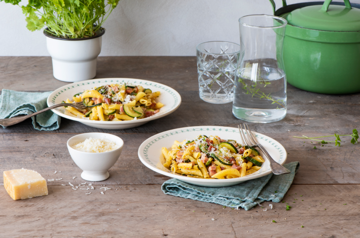 Pasta_met_breugelspek_en_courgette